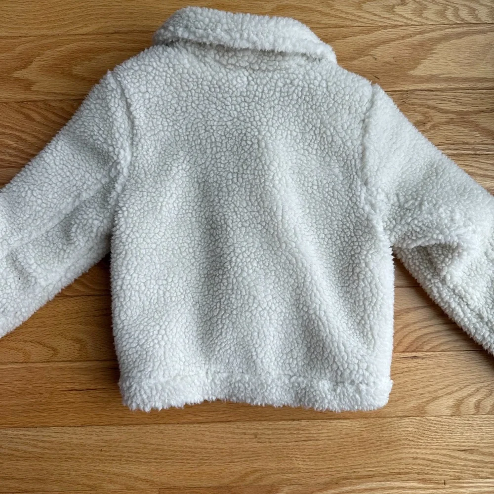 OshKosh B’gosh Girls 5T Sherpa Jacket